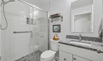 5022 BARBOUR Dr B, Alexandria, VA 22304