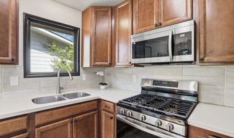 5261 Little Tree St, Anchorage, AK 99507