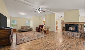 212 H And O Ln, Alvarado, TX 76009