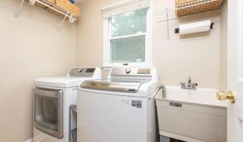 7 MANOR KNOLL Ct, Baldwin, MD 21013