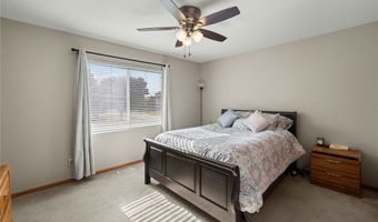 1215 7th Ave SE, Altoona, IA 50009