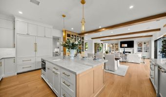 2116 Shadow Creek Dr, Agoura Hills, CA 91301