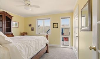 216 Goddard Row, Newport, RI 02840