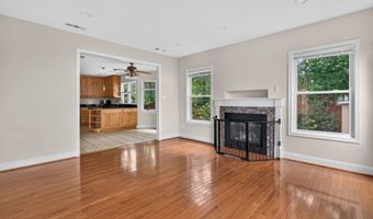 4705 22ND St N, Arlington, VA 22207