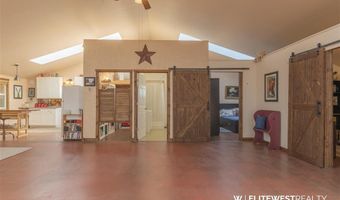 33 Cumberland Rd, Clark, WY 82435