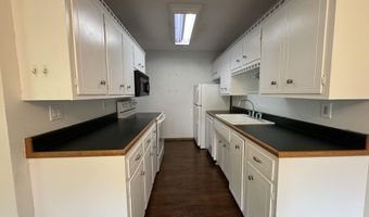 723 NE 15th Ave, Aberdeen, SD 57401