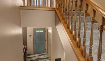 37785 Sunnyfield Cir, Avon, MN 56310