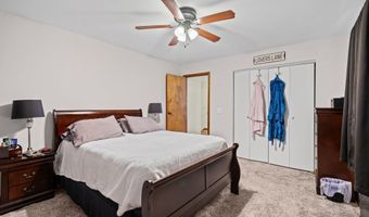 121 Maltbie Dr, Amsterdam, NY 12010
