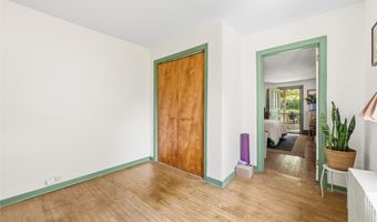 70 Holt St, Airville, PA 15203