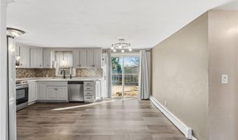 16 N Rose St, East Providence, RI 02914