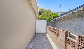 9451 Canterbury Ave, Arleta, CA 91331
