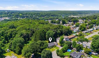 44 Desmarais St, Cumberland, RI 02864