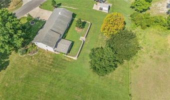 8381 Pratt Rd, Atchison, KS 66002