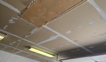 215 Cedar St, Hawthorne, NV 89415