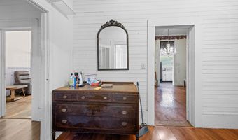 414 S Hutchinson Ave, Adel, GA 31620