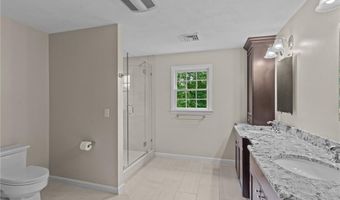 6 Jasons Grant Dr, Cumberland, RI 02864