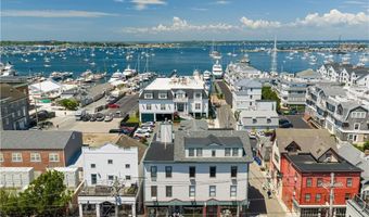 433 Thames St E, Newport, RI 02840