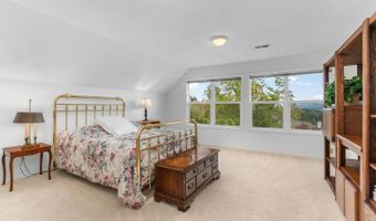 16015 SW NIGHTHAWK Dr, Beaverton, OR 97007