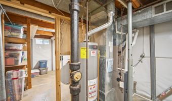 4905 SW 15th St, Des Moines, IA 50315