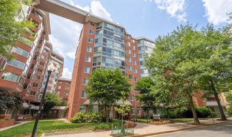 1024 N UTAH St 616, Arlington, VA 22201