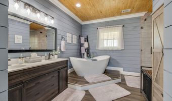 1600 Mary Lamons Rd, Afton, TN 37616