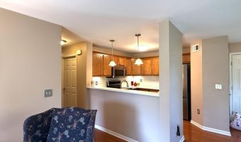 35 Governor Cir, Albany, NY 12208