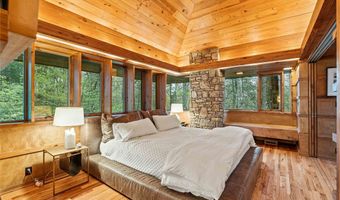 749 Stillmont Cir, Cashiers, NC 28717