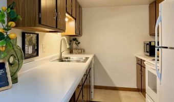 2023 Kavaney Dr N, Bismarck, ND 58501