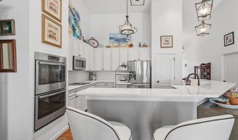 519 Triton Way Dr, Ballwin, MO 63011