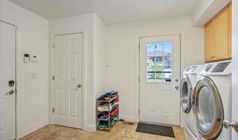 7119 LEGACY Pkwy, Cheyenne, WY 82009