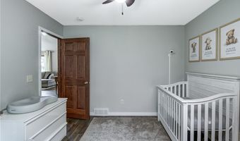 312 Brookshire Ct, Altoona, WI 54720