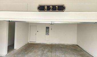 821 York, Acworth, GA 30102