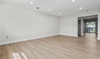 50 Greenhouse Rd 42D, Bridgeport, CT 06606