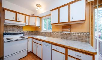 3111 Williamsburg Rd, Ann Arbor, MI 48108