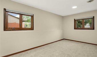 15704 Henna Ct, Apple Valley, MN 55124