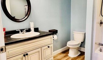 40 Ellis Ct, Bangor, ME 04401