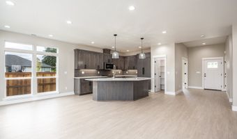 87653 8th St, Veneta, OR 97487
