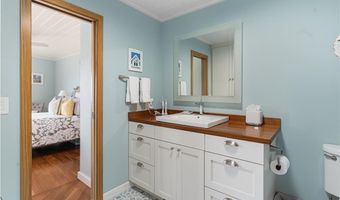 1503 Capella S 1503, Newport, RI 02840