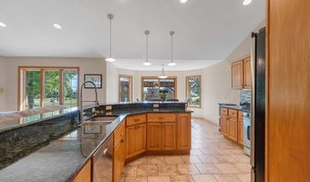 3561 GRAND MEADOWS Xing, Neenah, WI 54956