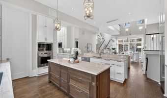 4964 ESKRIDGE Ter NW, Washington, DC 20016