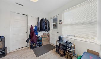 901 E Krage Dr, Addison, IL 60101
