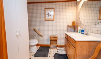 183 Barnard Rd, Barnard Twp., ME 04414