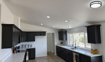 158 Julie Way, Dayton, NV 89403
