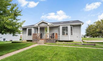 1801 W Cheyenne Ct, Polk City, IA 50226