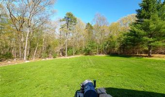 450 Carrs Pond Rd, East Greenwich, RI 02818