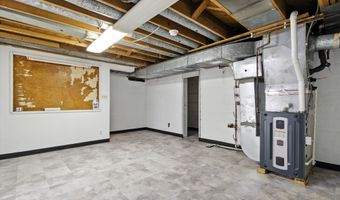 1517 E Stadium Blvd, Ann Arbor, MI 48104