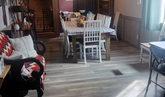 105 MORGAN St, Athens, WV 24712