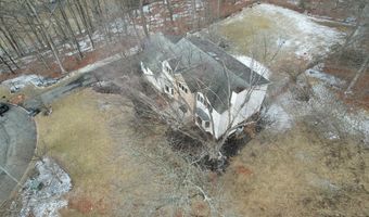 7 Kile Ct, Airmont, NY 10952