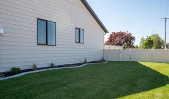 320 Lakeview Blvd, American Falls, ID 83211
