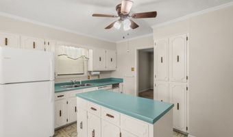127 Trianon St, Batesville, MS 38606